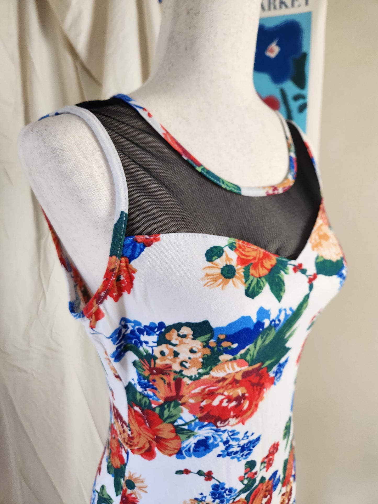 Size L Ambiance White Floral with Black Mesh