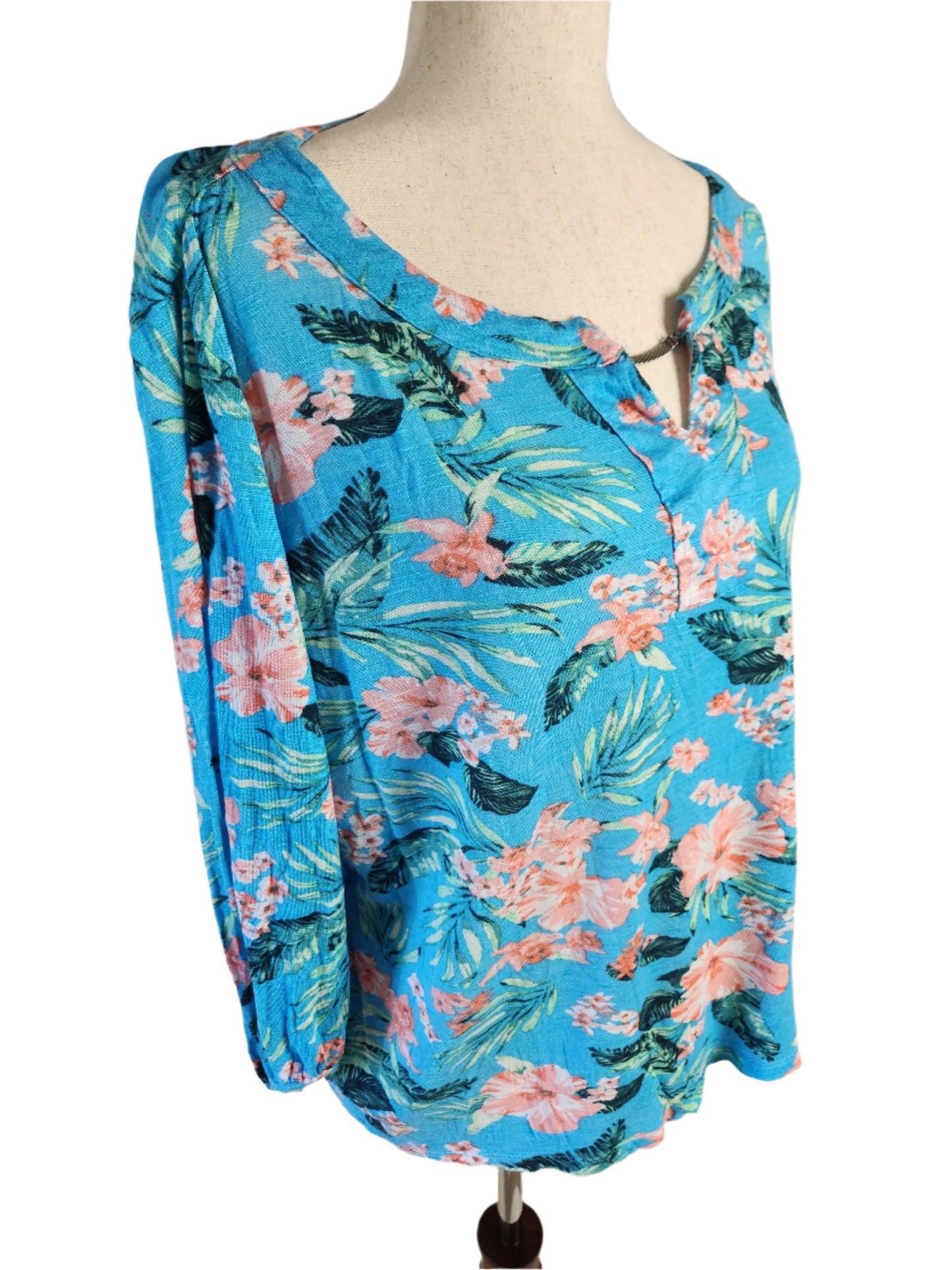Size XL Bright Floral Top by Palm Grove