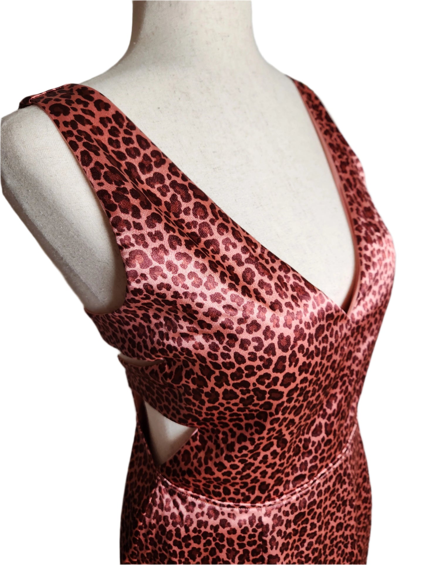 Size M Pink Leopard Print Cocktail Dress with Cutouts