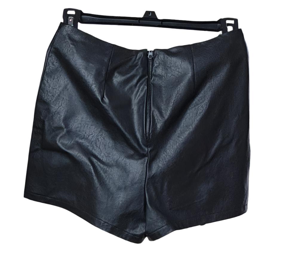 Size M "Leather" Dress Shorts by Parisian Collection