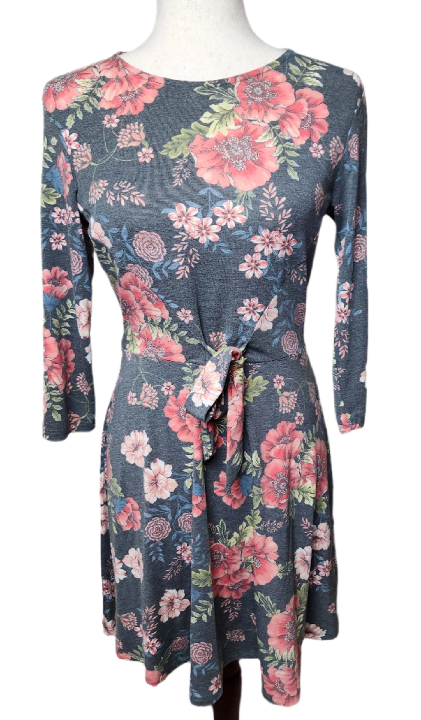 Size M Bebop Floral Dress