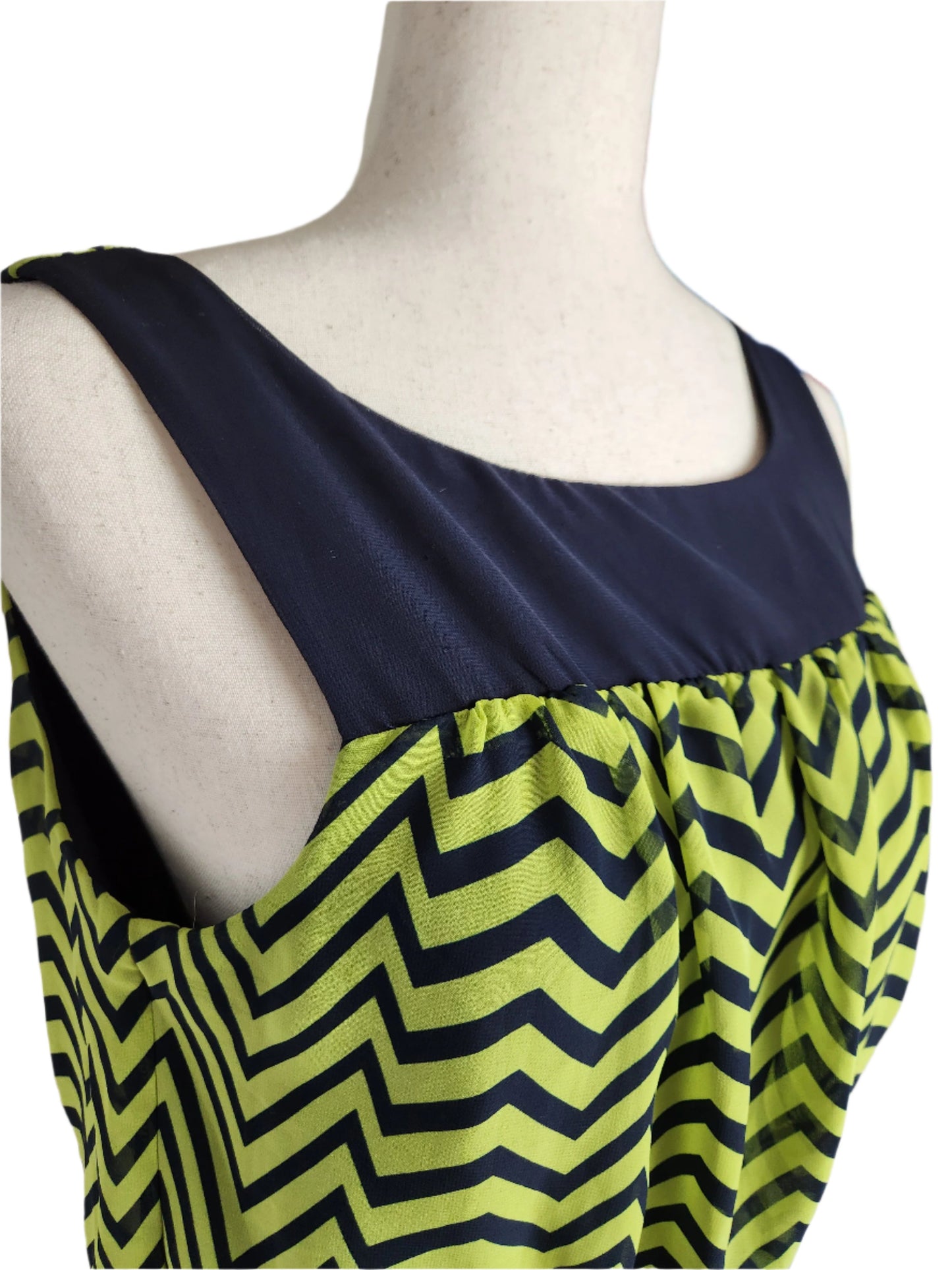 Size 10 Lime Green / Navy Dress