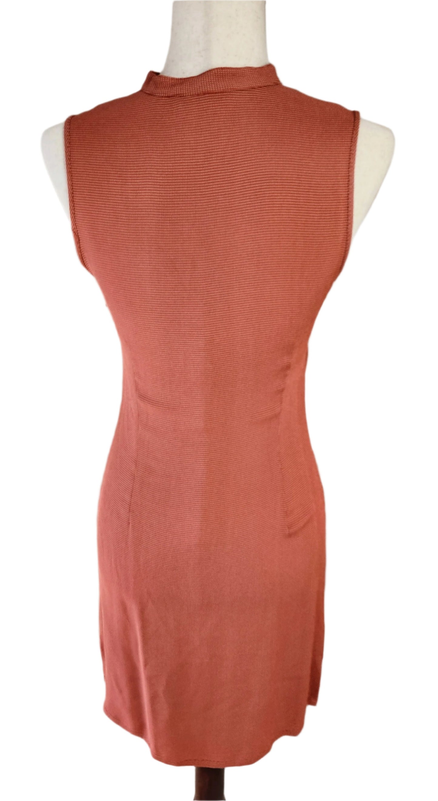 Size M Sleeveless Orange Dress