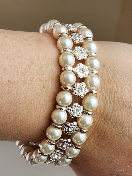 Beautiful Pearl-like Beaded Bracelet by AVON