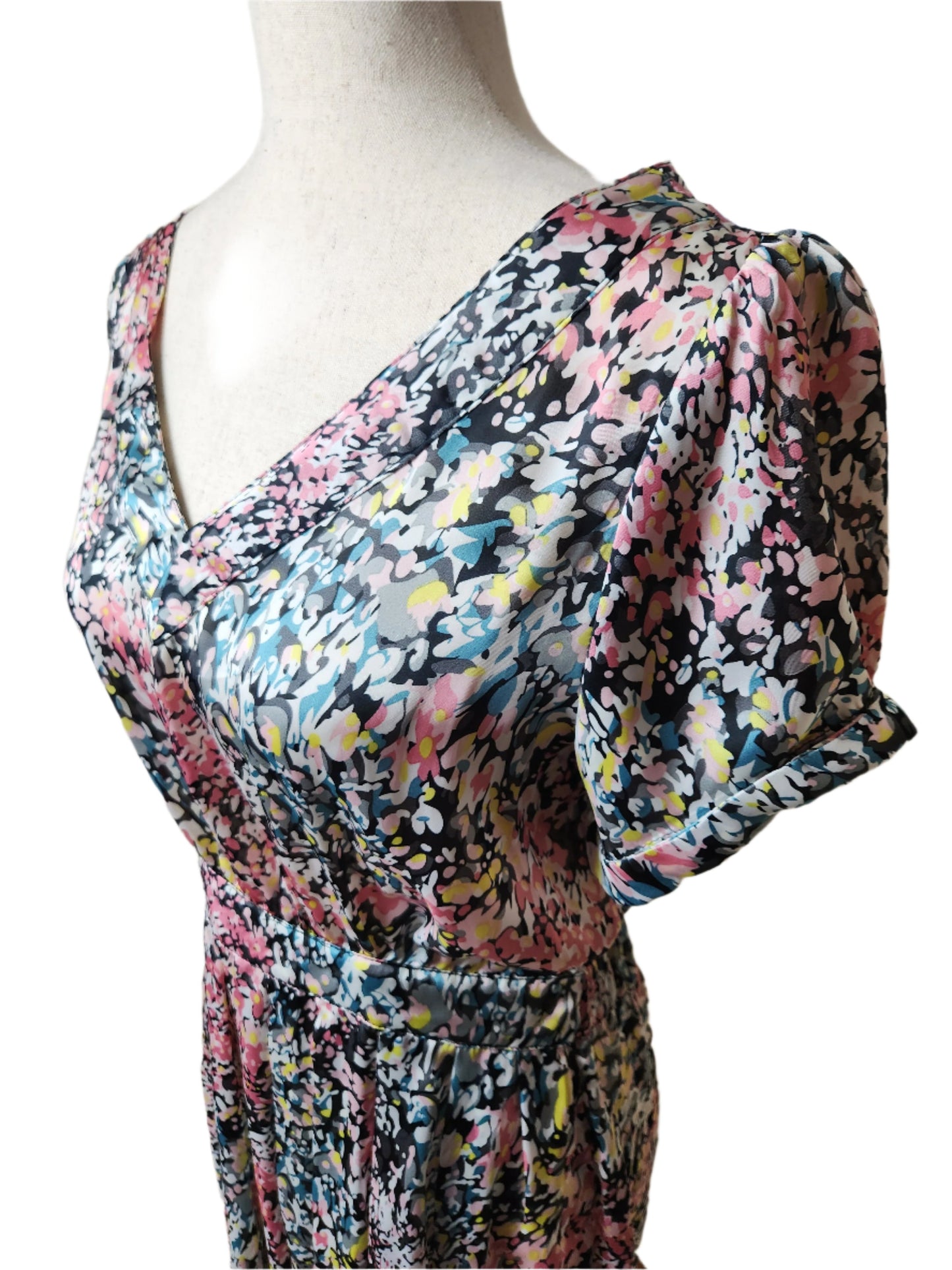 Size M Bar III Multi-Color Pastel Leopard-Print Dress